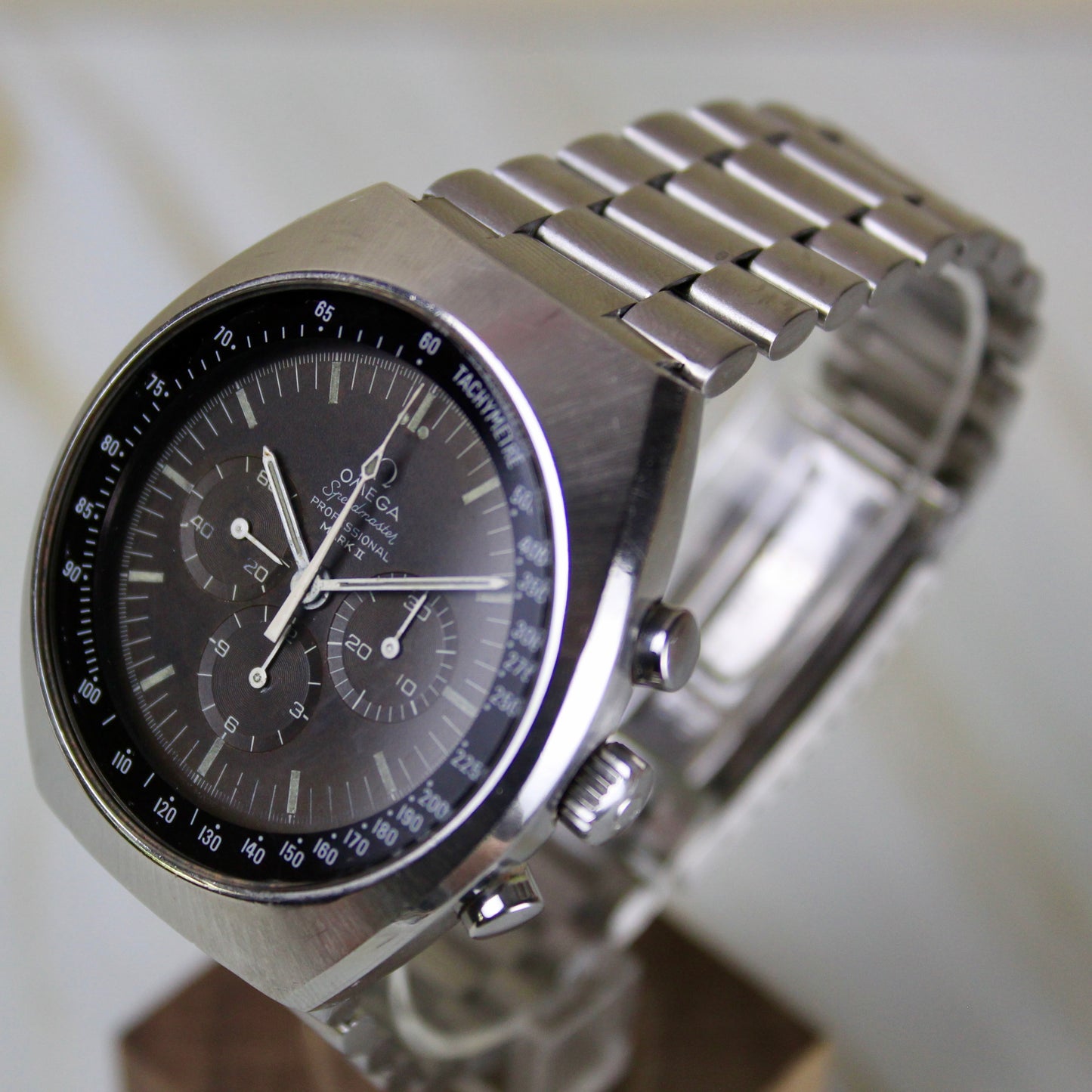 Omega Speedmaster Mark II - 145.014