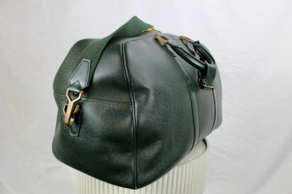 Louis Vuitton Kendall GM Taiga