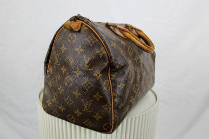 Louis Vuitton Speedy 30