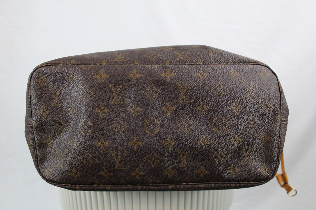 Louis Vuitton Neverfull MM