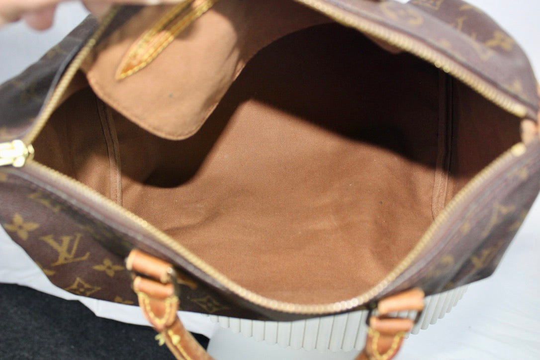 Louis Vuitton Speedy 35