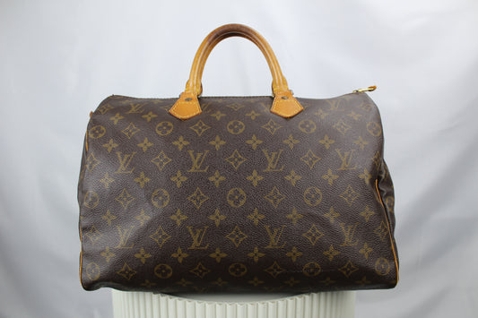 Louis Vuitton Speedy 35