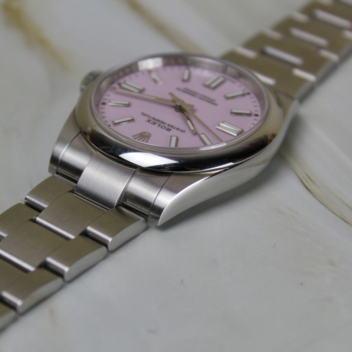 Rolex Oyster Perpetual - 134300