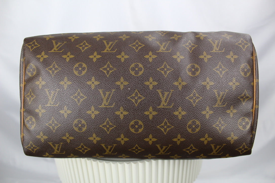 Louis Vuitton Speedy 35