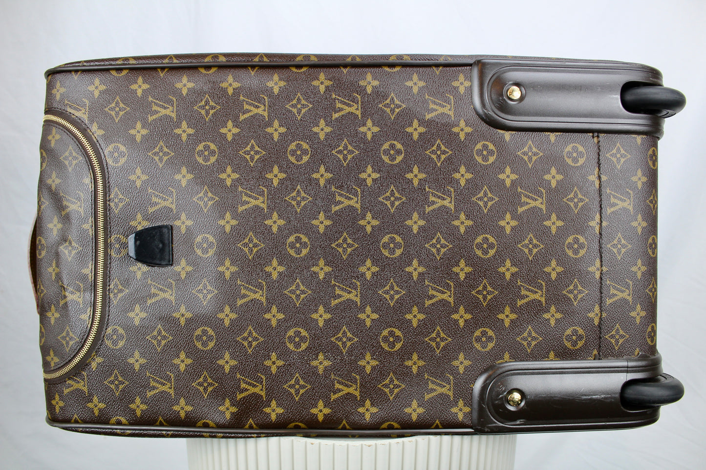 Louis Vuitton Eole 60