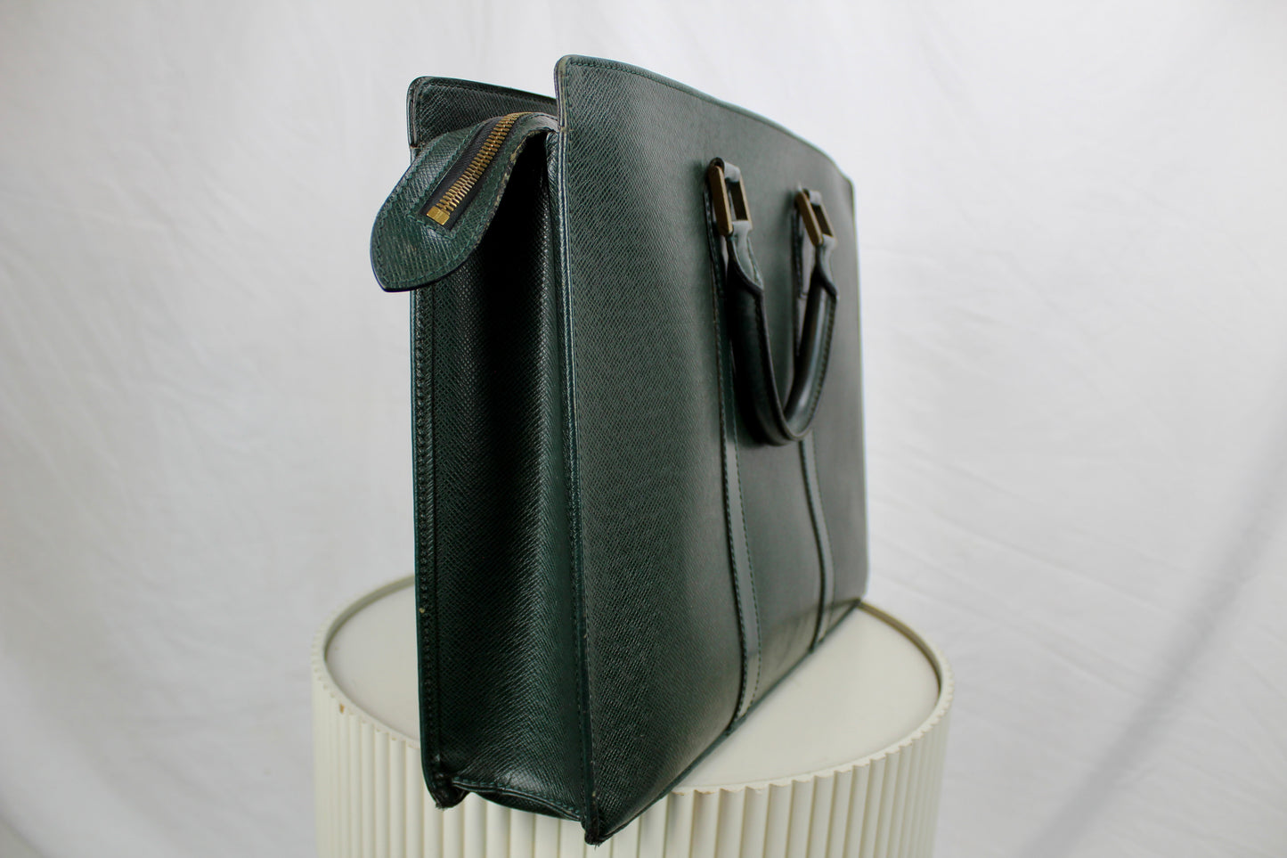 Louis Vuitton Porte Documents Epi Rosan