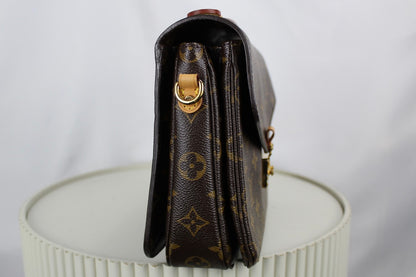 Louis Vuitton Pochette Metis MM