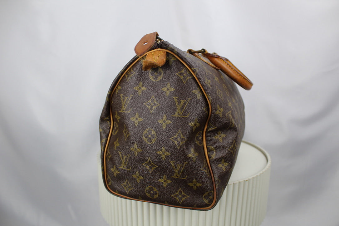 Louis Vuitton Speedy 30