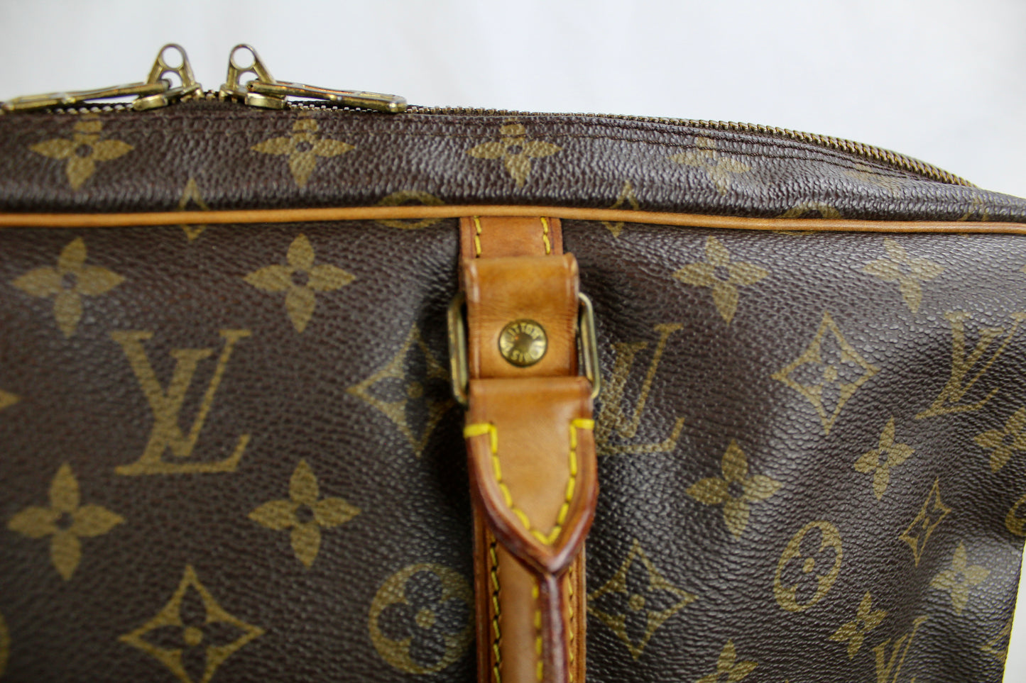 Louis Vuitton Porte Documents Voyage