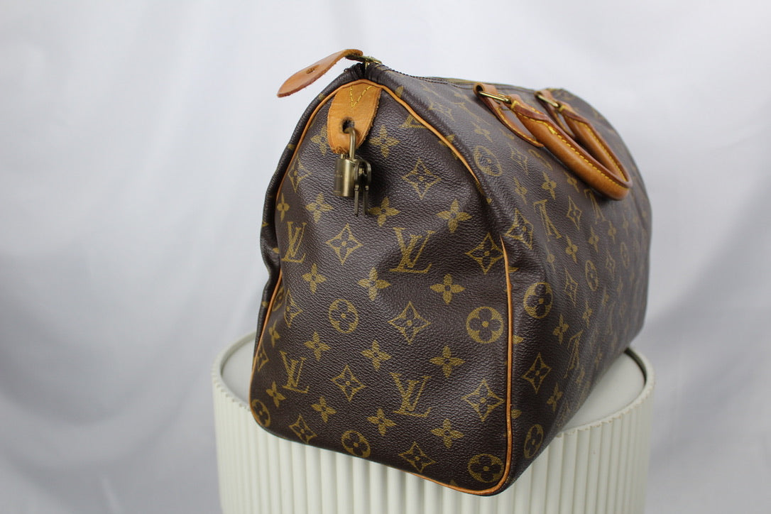 Louis Vuitton Speedy 35
