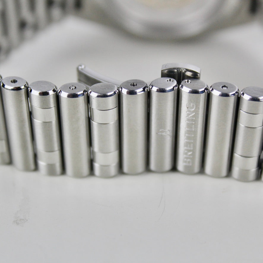 Breitling Chronomat B01 - AB0134 Special edition