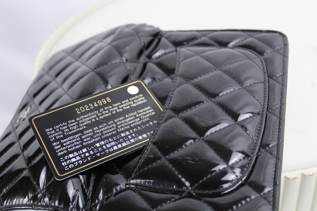 Chanel Wallet on Chain