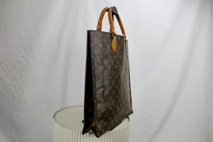 Louis Vuitton Sac Plat