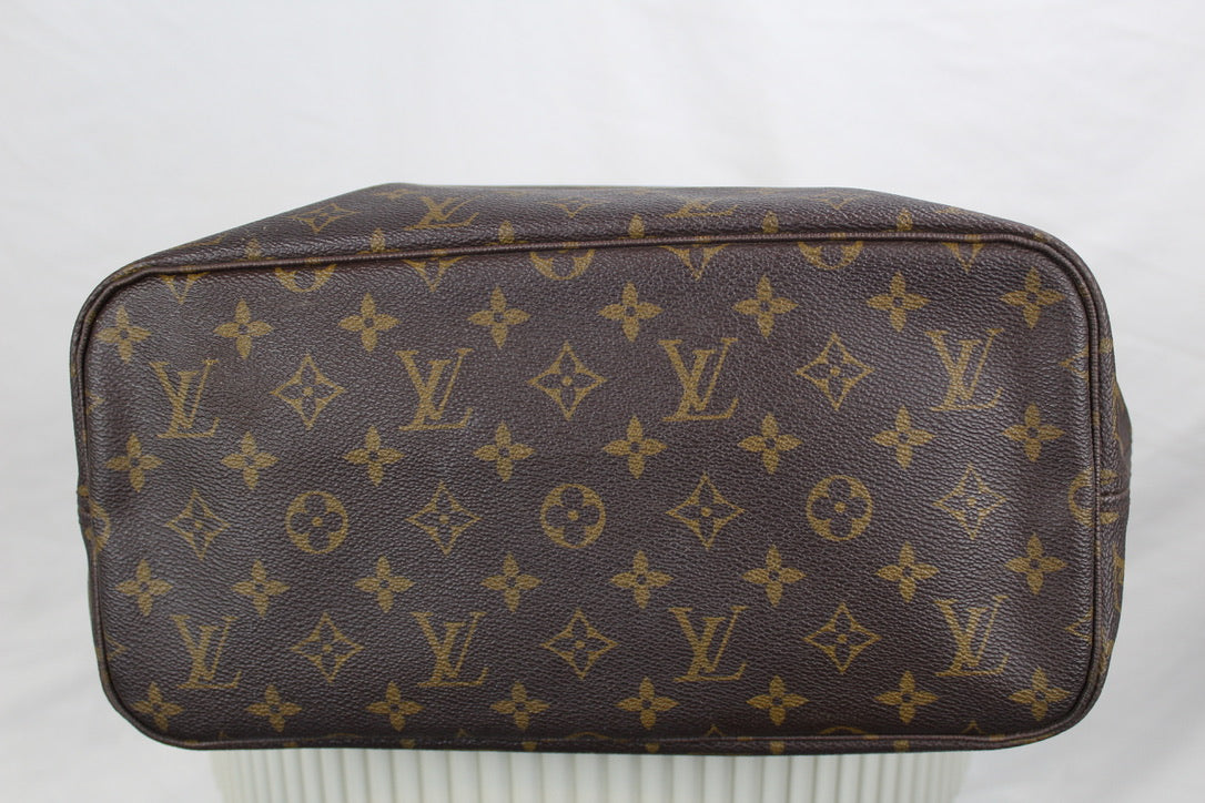 Louis Vuitton Neverfull MM