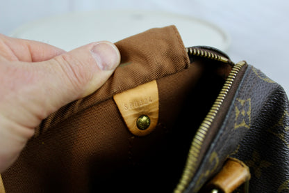 Louis Vuitton Speedy 25