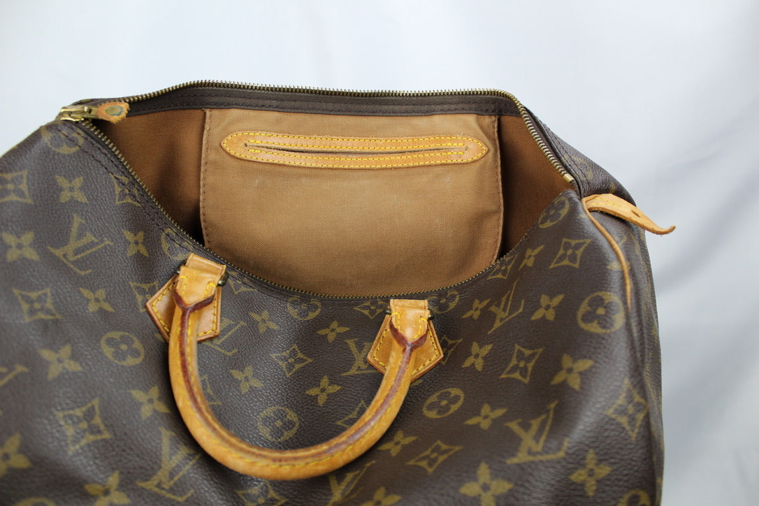 Louis Vuitton Speedy 35