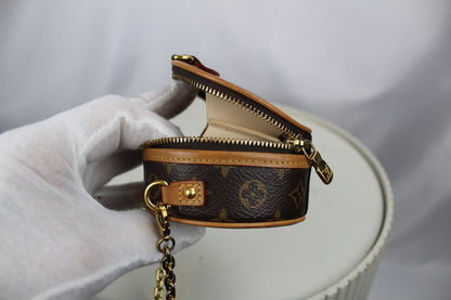 Louis Vuitton Boite Chapeau Necklace Shoulder Pouch