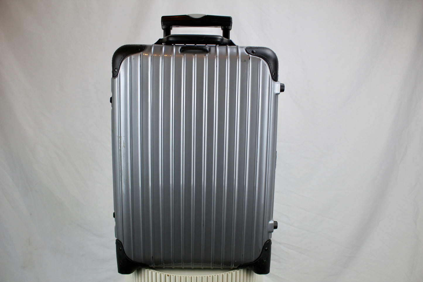 Rimowa Salsa Cabin Trolley