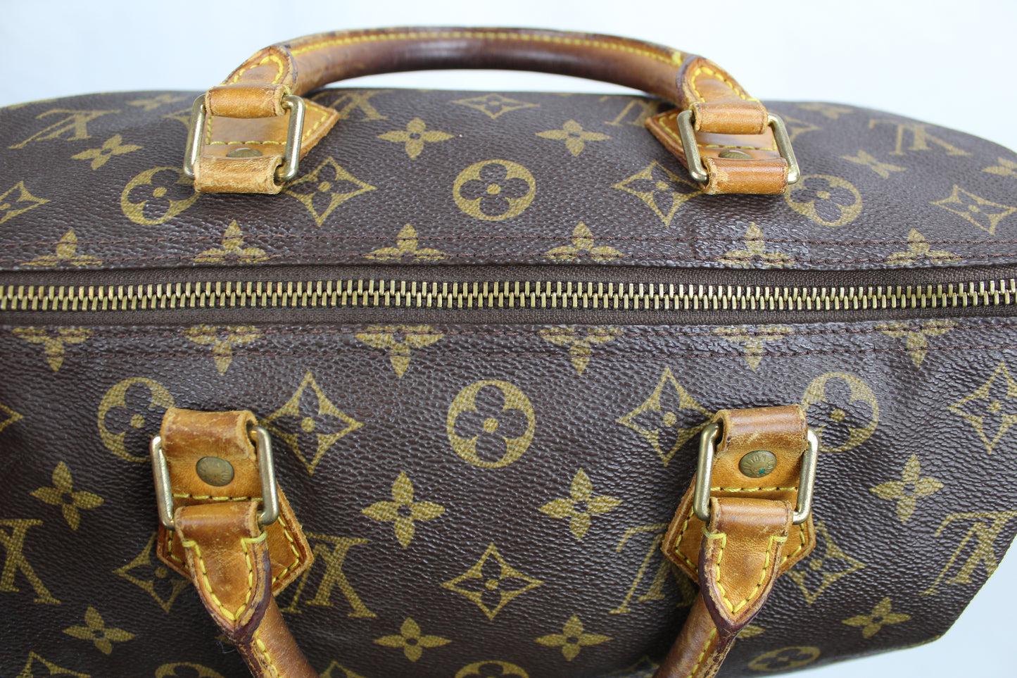 Louis Vuitton Speedy 30