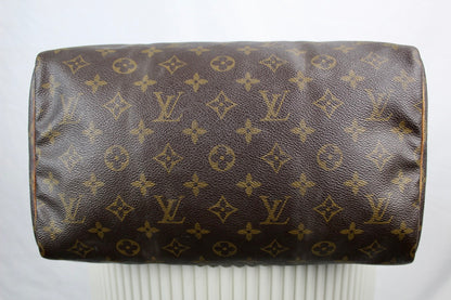 Louis Vuitton Speedy 30