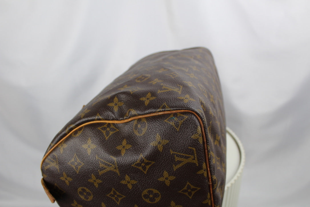 Louis Vuitton Speedy 30