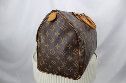 Louis Vuitton Speedy 35