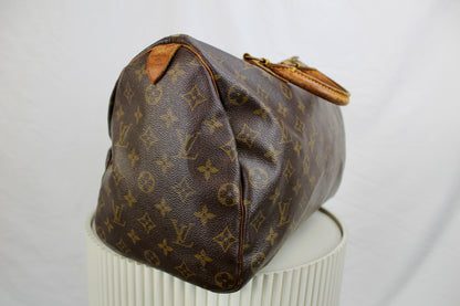 Louis Vuitton Speedy 35