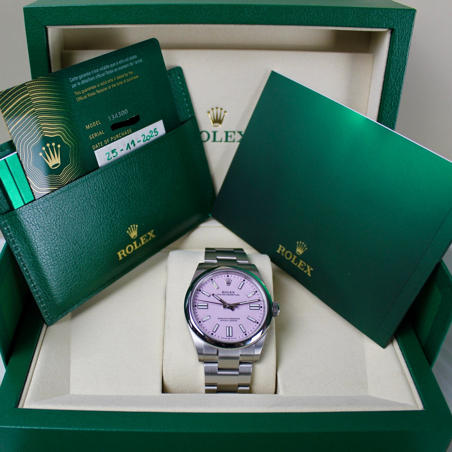 Rolex Oyster Perpetual 41 - 134300 - Candy Pink