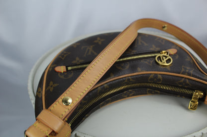 Louis Vuitton Loop