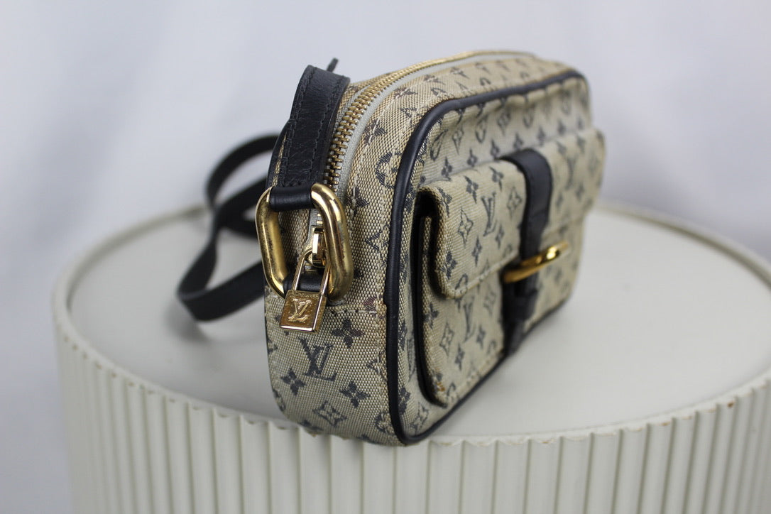 Louis Vuitton Mini Juliette MM