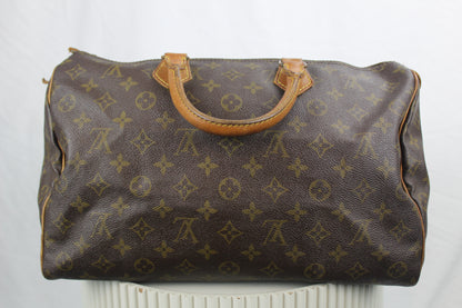 Louis Vuitton Speedy 35