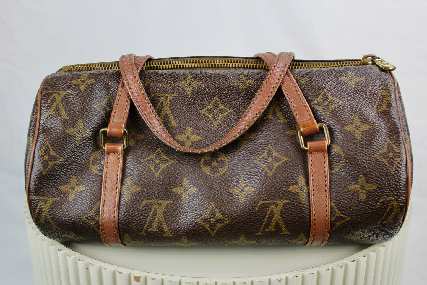Louis Vuitton Papillon 26