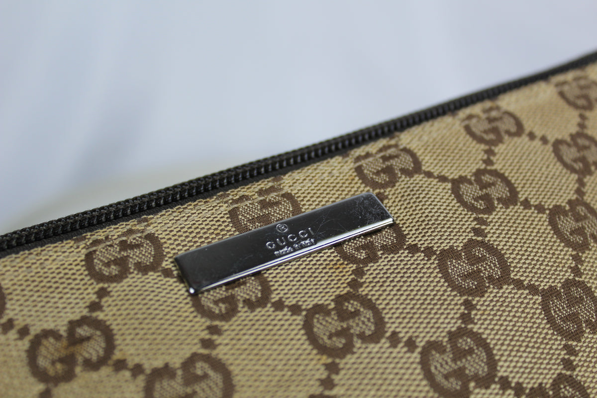 Gucci Boat Pochette