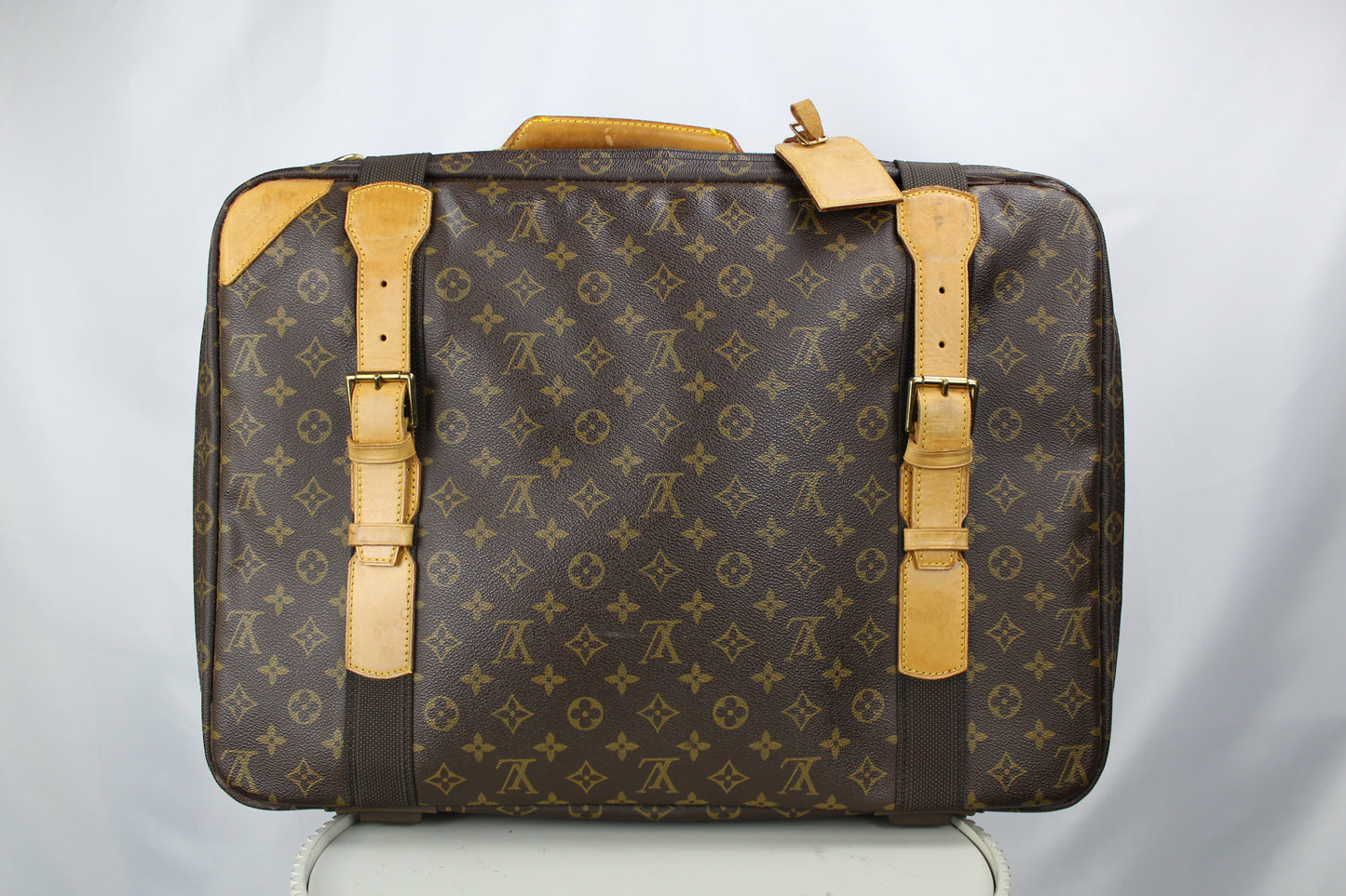 Louis Vuitton Satellite 53