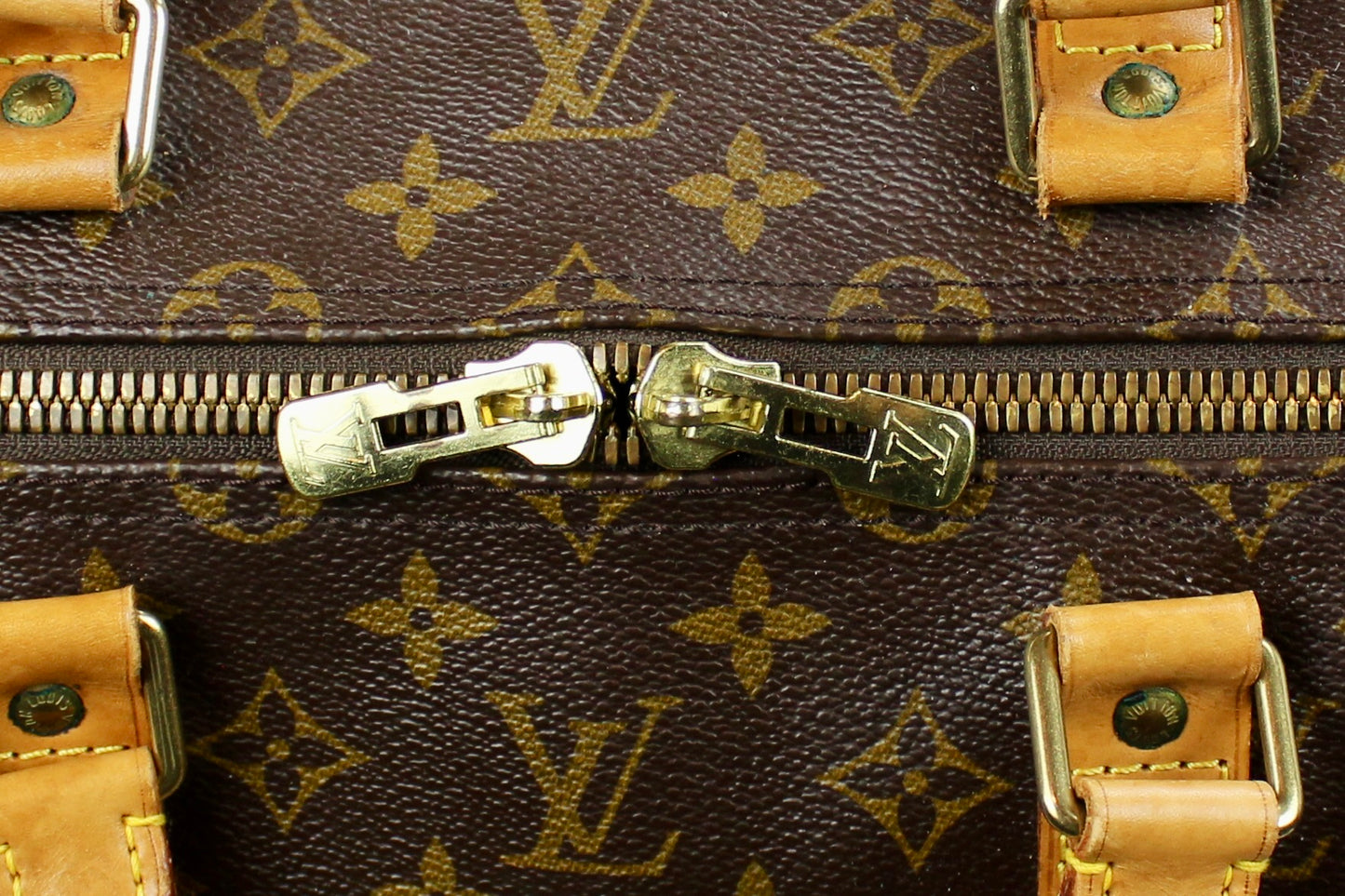 Louis Vuitton Keepall 55 Bandouliere