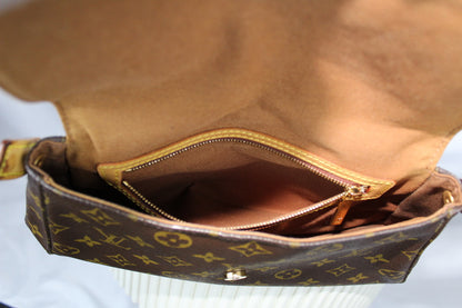 Louis Vuitton Mini Looping