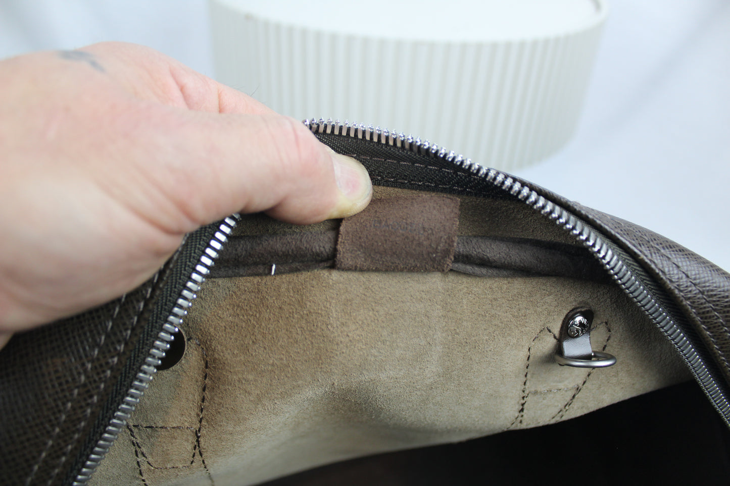 Louis Vuitton Kendall Taiga PM