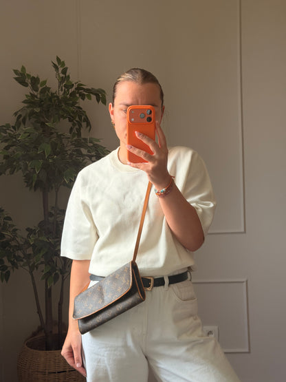 Louis Vuitton Pochette Twin GM