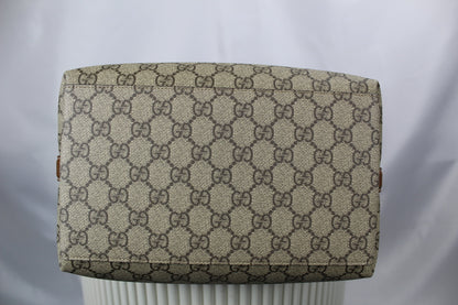 Gucci GG Emblem medium bucket bag