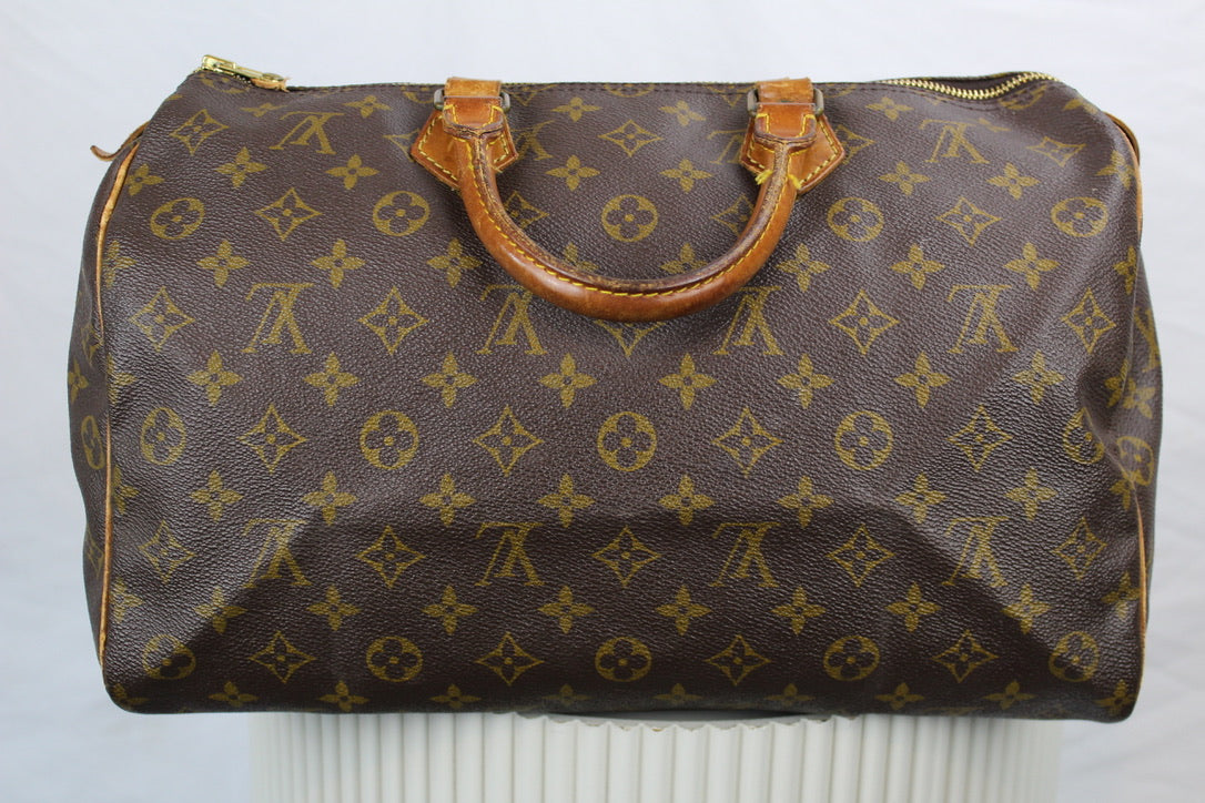 Louis Vuitton Speedy 35