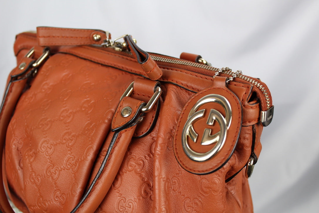 Gucci Sukey Shoulder Bag