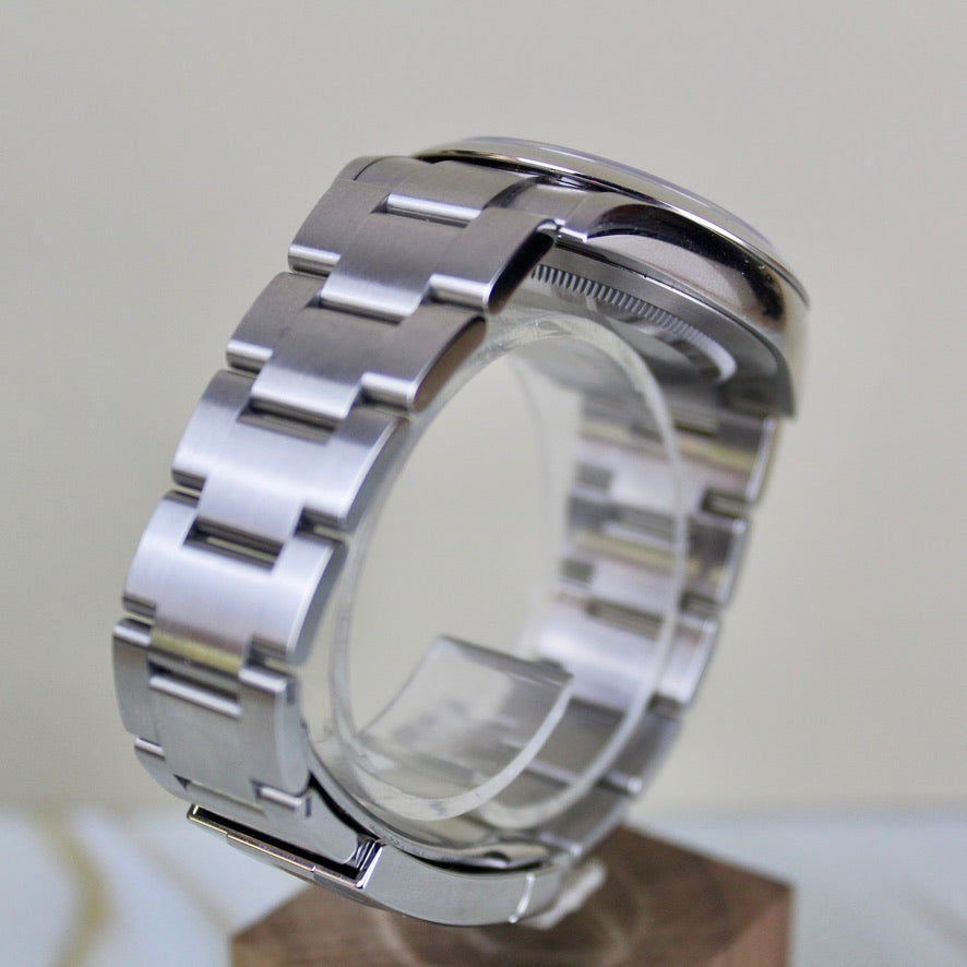 Rolex Oyster Perpetual - 134300