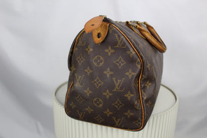 Louis Vuitton Speedy 30