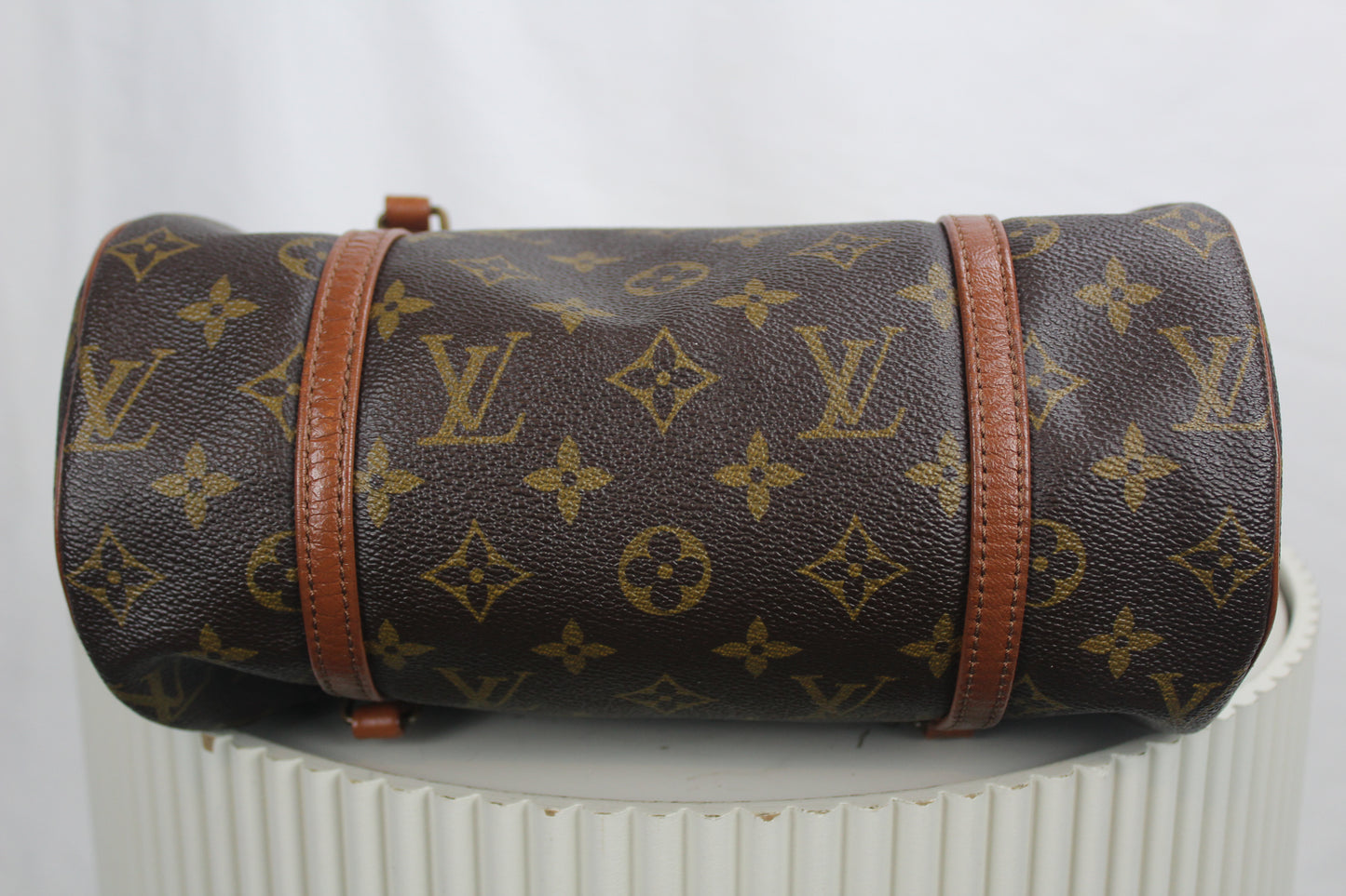 Louis Vuitton Papillon 26