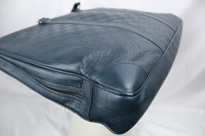 Louis Vuitton Porte Documents Voyage Neptune