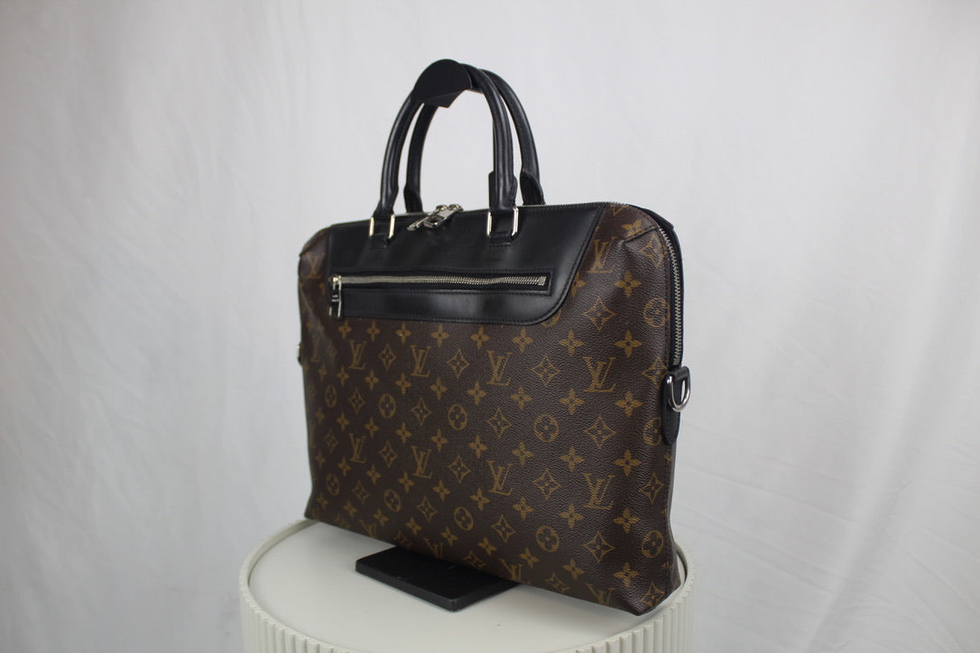 Louis Vuitton Porte Documents Macassar