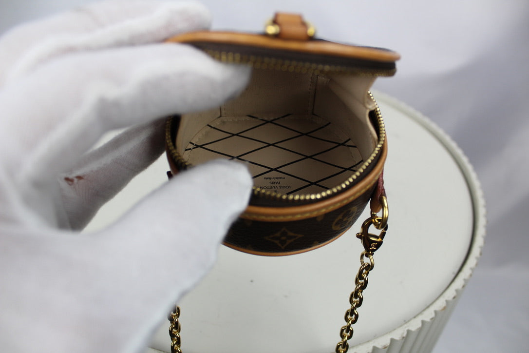 Louis Vuitton Boite Chapeau Necklace Shoulder Pouch