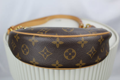 Louis Vuitton Loop