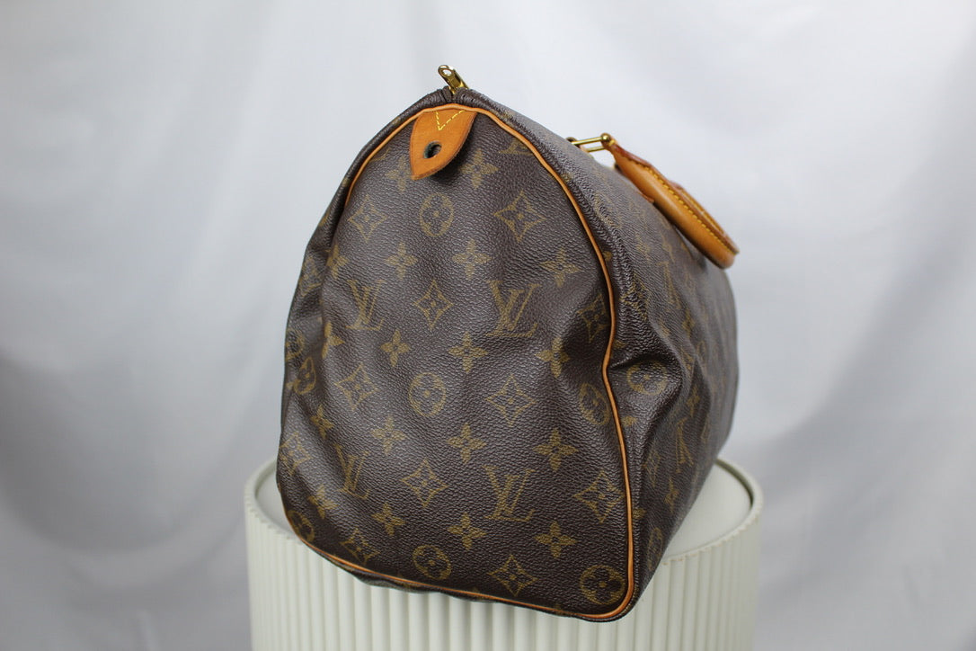 Louis Vuitton Speedy 35