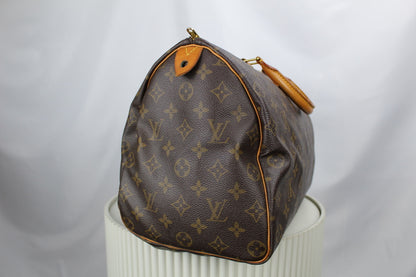 Louis Vuitton Speedy 35